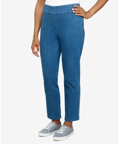 Petite Size Key Items Pull-On Super Stretch Mid- Rise Short Straight Leg Pants Medium Denim $23.90 Pants