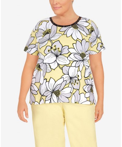 Plus Size Summer In The City Dramatic Flower Double Strap Short Sleeve T-shirt Yellow $30.14 Tops