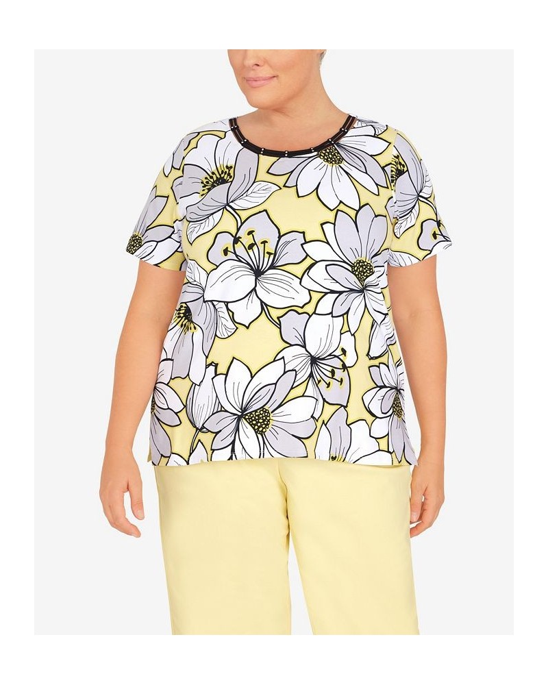 Plus Size Summer In The City Dramatic Flower Double Strap Short Sleeve T-shirt Yellow $30.14 Tops