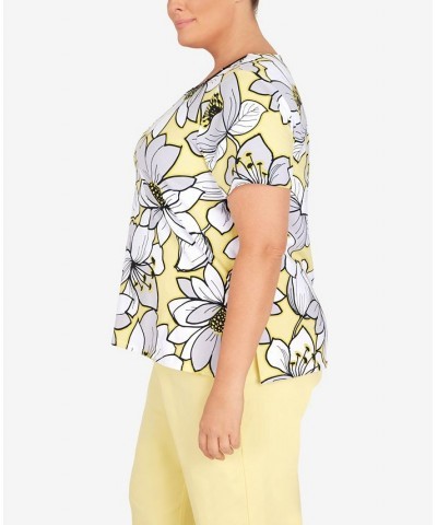 Plus Size Summer In The City Dramatic Flower Double Strap Short Sleeve T-shirt Yellow $30.14 Tops