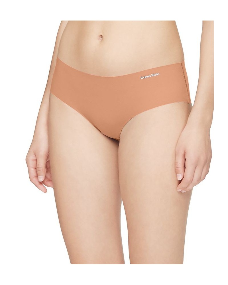 Invisibles Hipster Underwear D3429 Light Caramel (Nude 5) $12.75 Panty