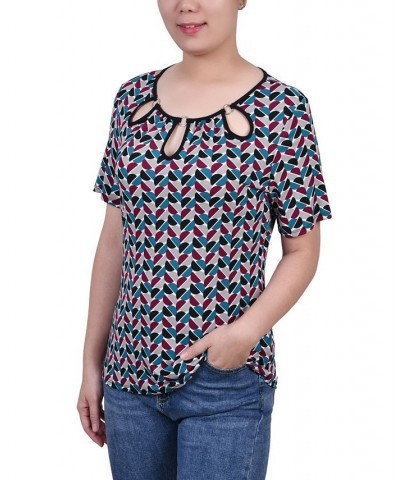 Petite Short Sleeve with Ring Details Top Black Teal White Geo $13.64 Tops